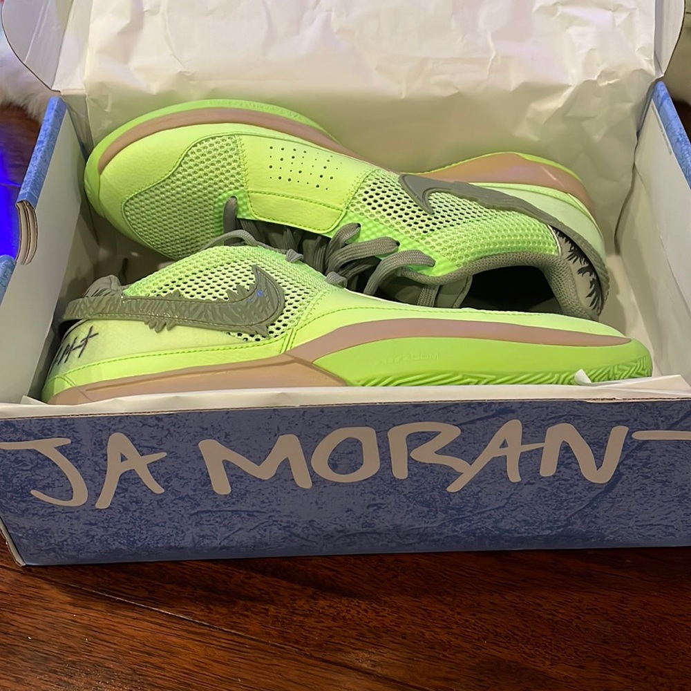 Nike Ja Morant 1 Zombie Halloween New in Box  10.5
